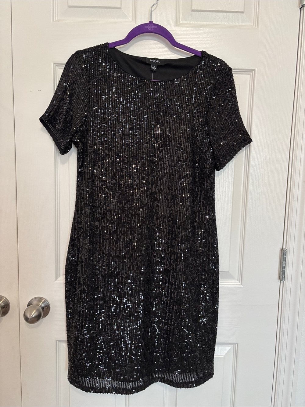 MSK Black Sequin Short Sleeve Shift Dress